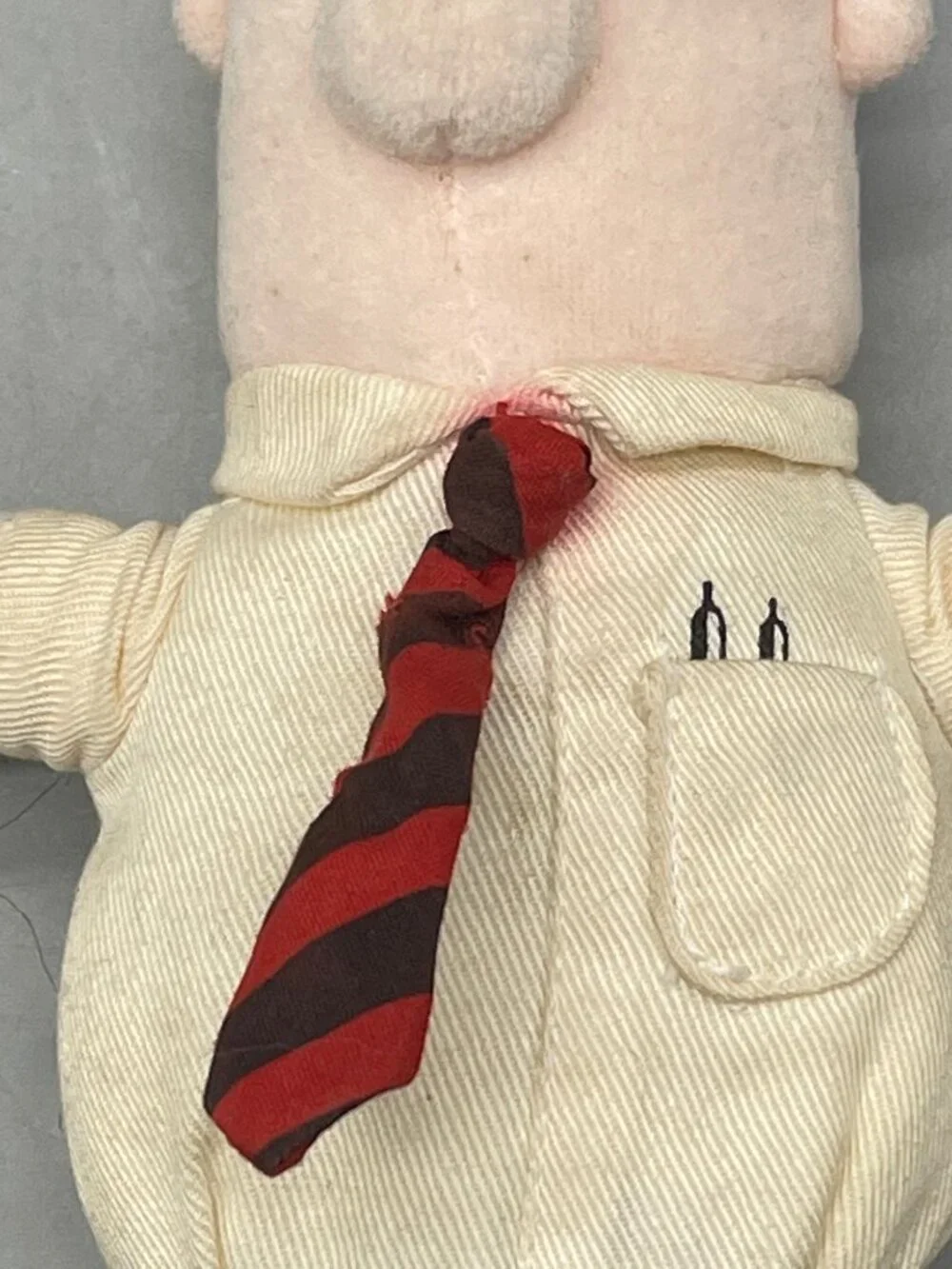 Dilbert stuffed doll white black red and black tie 9.5